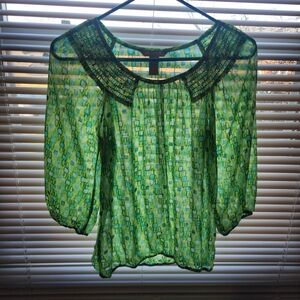 Green Patterned Women's Sheer Top Size Small